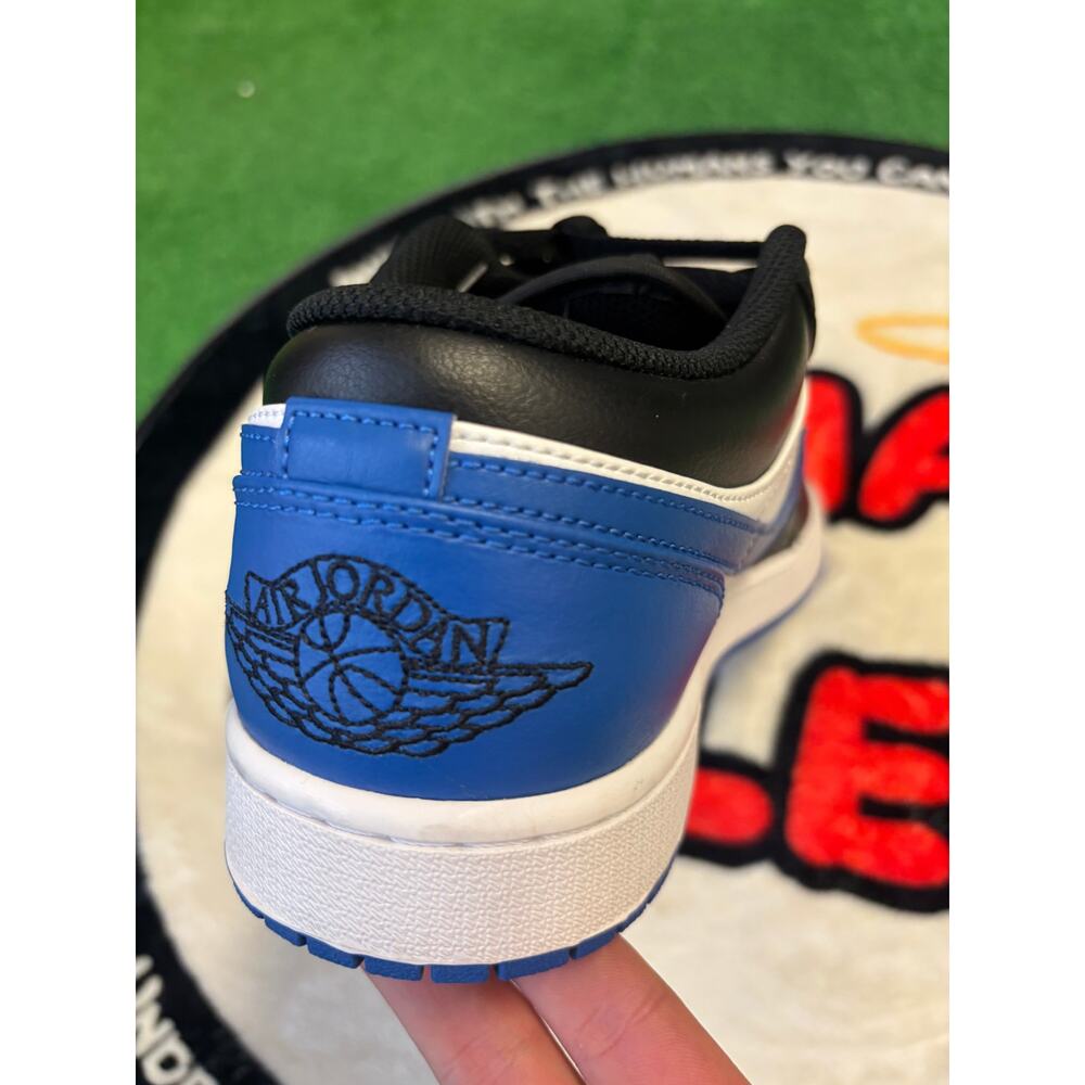 Jordan 1 Low ‘Alternate Royal Toe’|Size 10M - Picture 5 of 6
